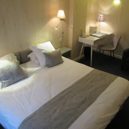 Le D'avaugour Hotel 3*